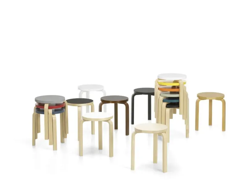 Stool 60, honigfarben gebeiztes Birkenholz von Artek – Bild 2