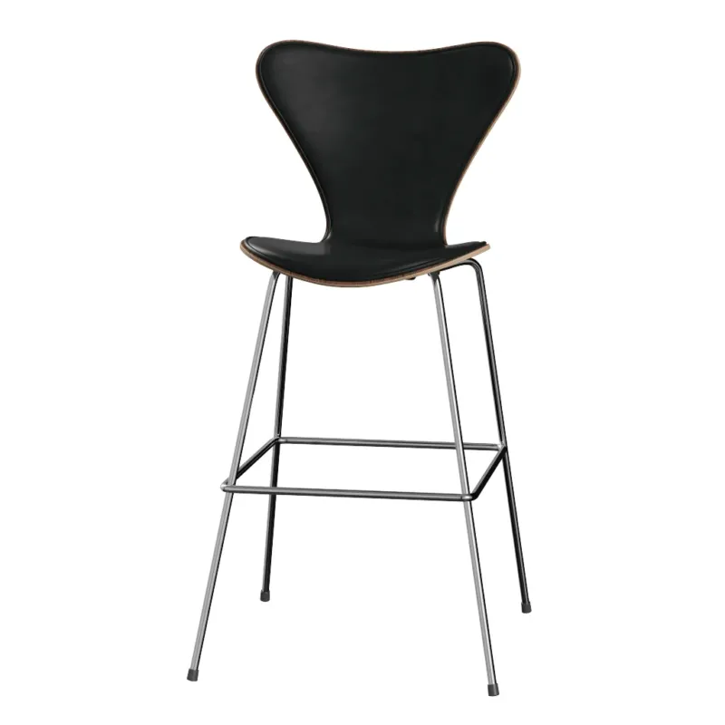 Fritz Hansen - 3197 hoher Barhocker, Naturfurnier und Vorderseite gepolstert in Grace Leder