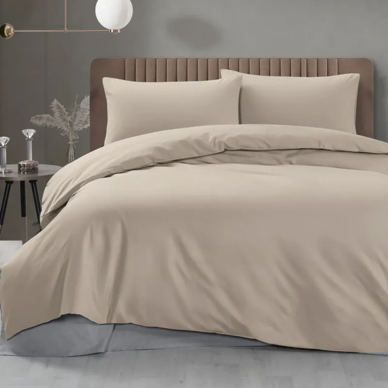DecoHomeTextil Bettwäsche Set Bettgarnitur mit Reißverschluss Polycotton Uni