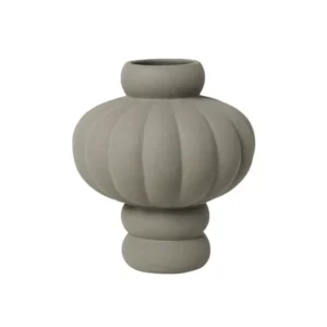 Balloon Vase 08, Keramik von Louise Roe