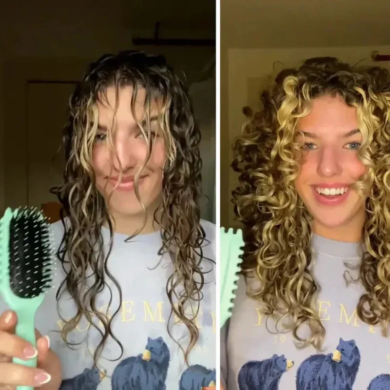 Detangling Hair Brush Effortless Curl Definition Tool - Detailed view