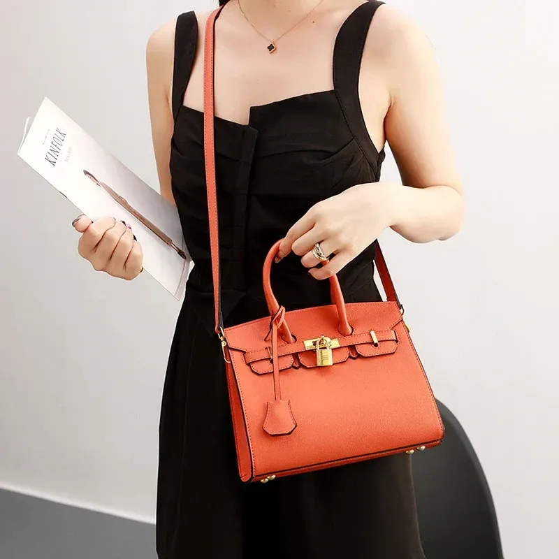 Classic Leather Handbag Structured Design With Gold Hardware - Detailed view