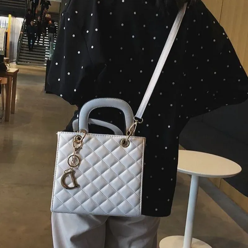 Quilted Chain Tote Bag Diamond Pattern Leather Design - Product example