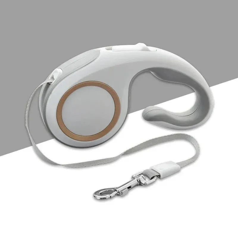 Retractable Dog Leash Ergonomic Handle with Auto-Lock Mechanism - Product showcase