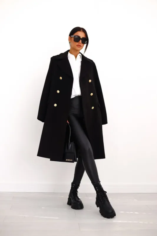 Double-Breasted Wool Coat Wide Lapel Tailored Design - Product showcase