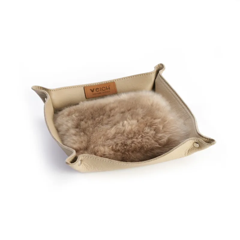KEYBOX109 Catchall tray TODO_Taupe_CutOut_Web_1.jpg