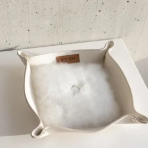 KEYBOX101 Catchall tray TODO_Pearl White_Ambiente_Web_1.jpg