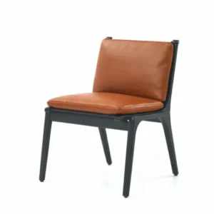 Rén Esszimmerstuhl, schwarz Eiche, Kissen m. Cognac Leder