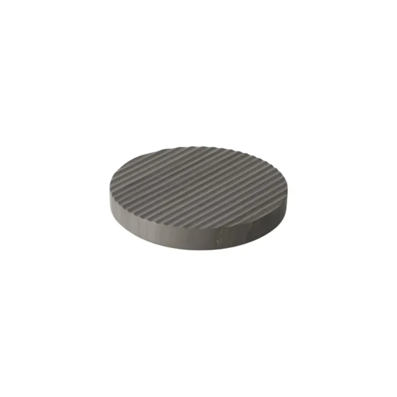 Groove Trivet Untersetzer, Ø16cm von Muuto